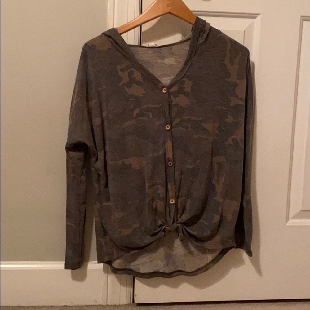 camo hoodie type shirt
